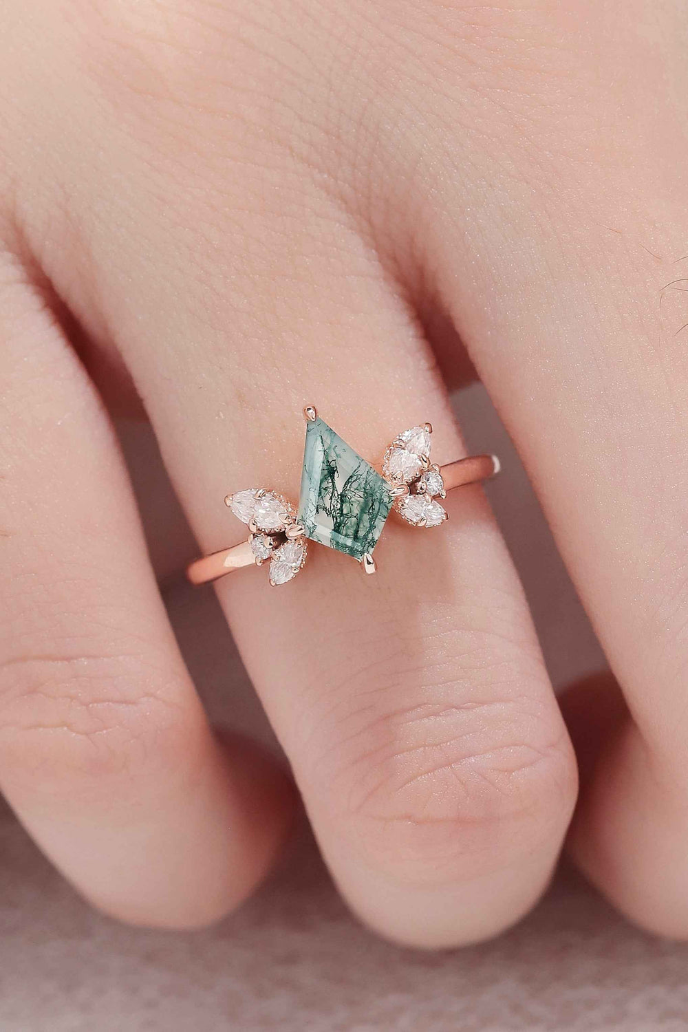 Unique kite Cut Moss Agate Art Decor Engagement Ring