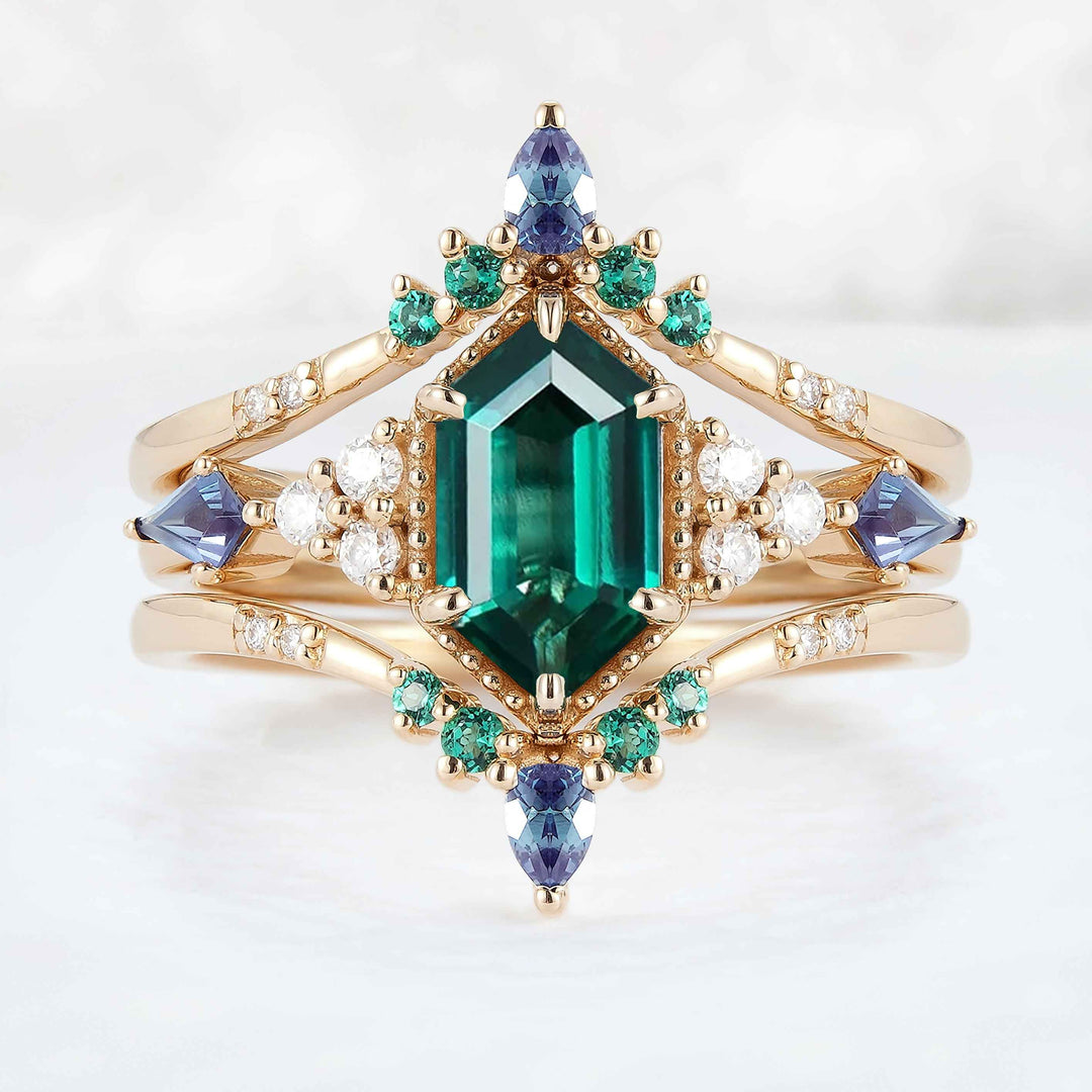 Unique Hexagon Cut Emerald Gemstone Ring Set 2pcs