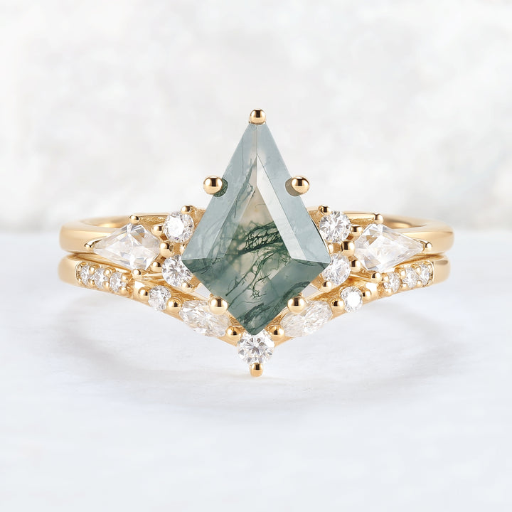 Cluster_Kite_Cut_Moss_Agate_Gemstone_Ring_Set_2