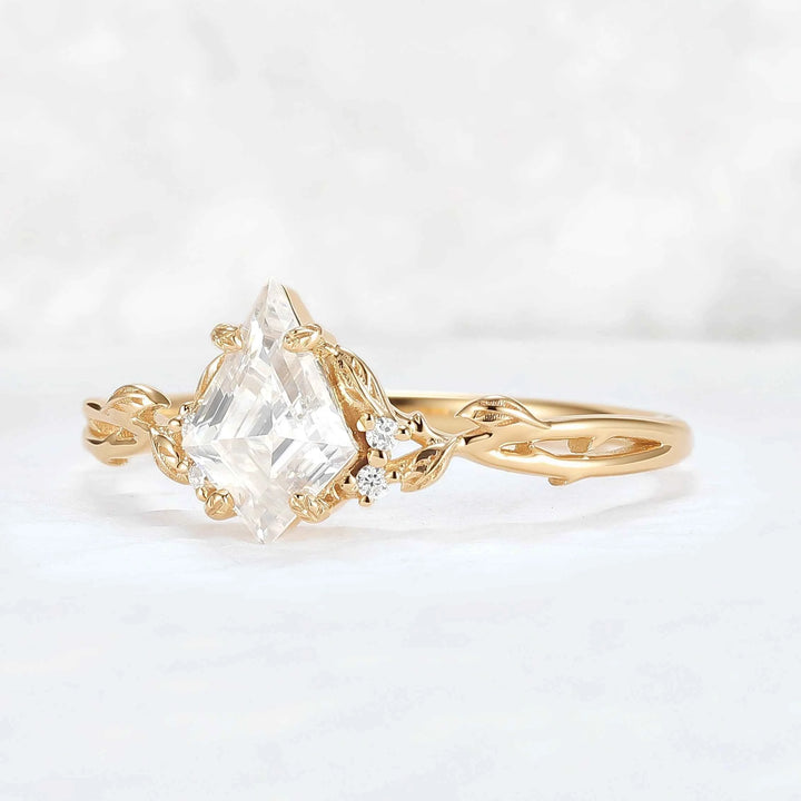 Nature Inspired Leaf Intertwined Design Moss Agate Ring