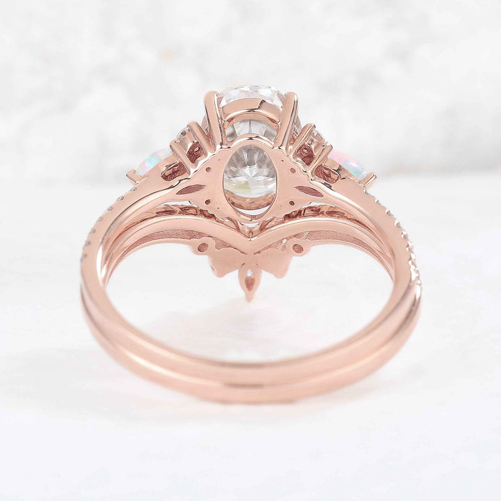 Unique Oval Cut Moissanite Seven  Stones Engagement Ring 2pcs