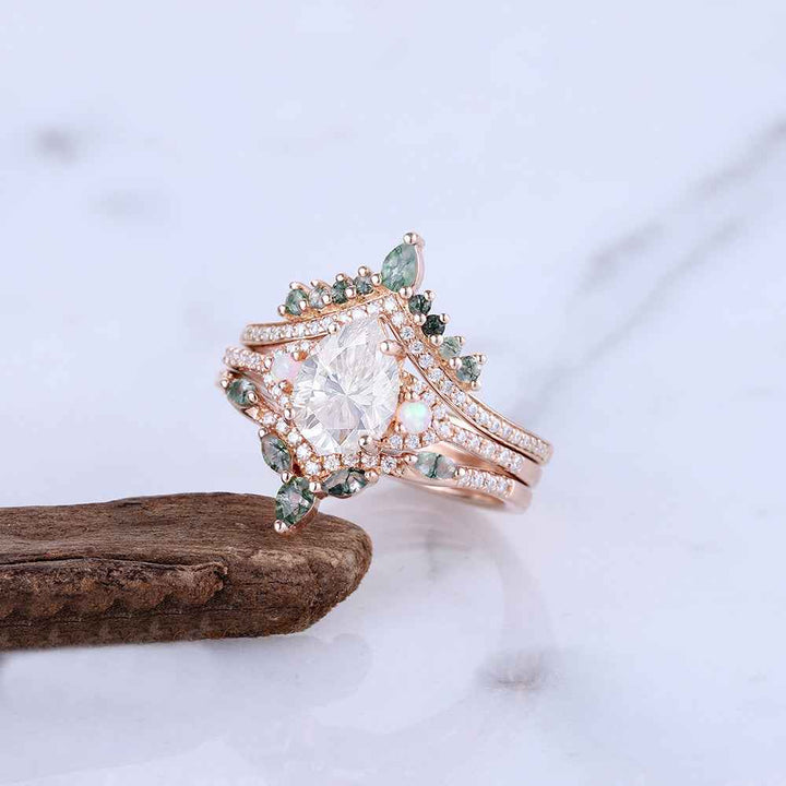 Unique Pear Shaped Moissanite Half Enternity Engagement Ring Set 3pcs