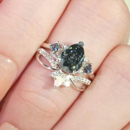Princess Mononoke Pear Cut Alexandrite Cluster Gemstone Ring Set 2pcs - Iver Jewelry