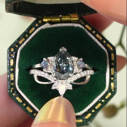 Princess Mononoke Pear Cut Alexandrite Cluster Gemstone Ring Set 2pcs - Iver Jewelry
