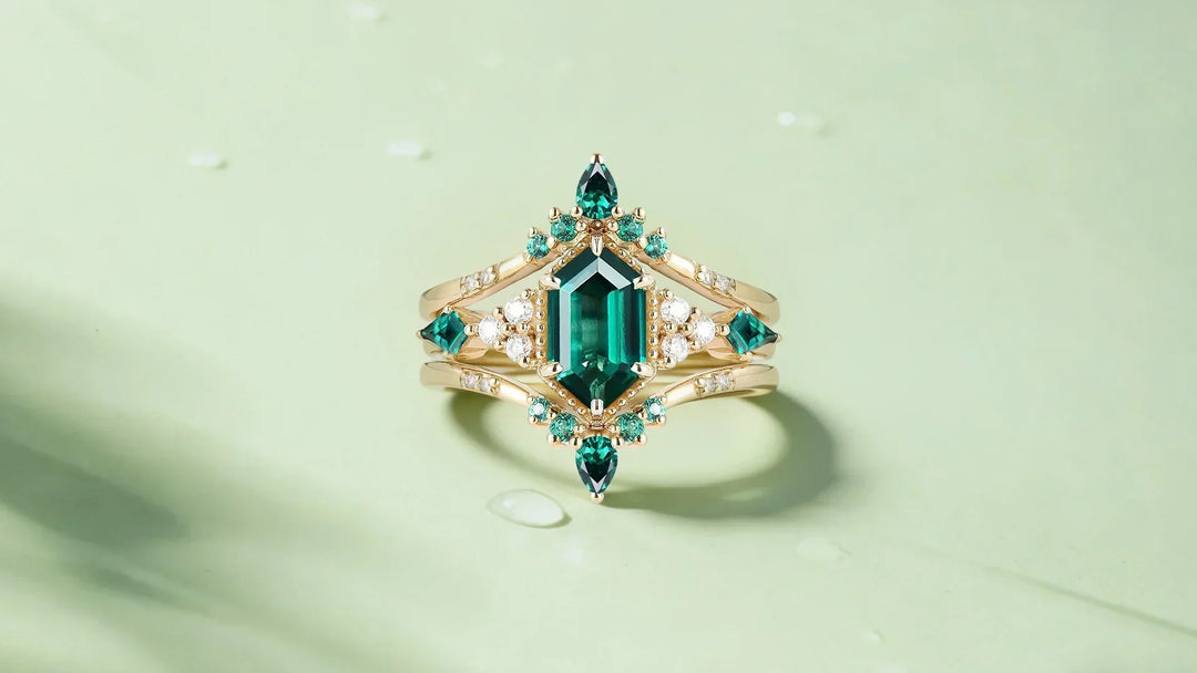 Emerald engagement rings