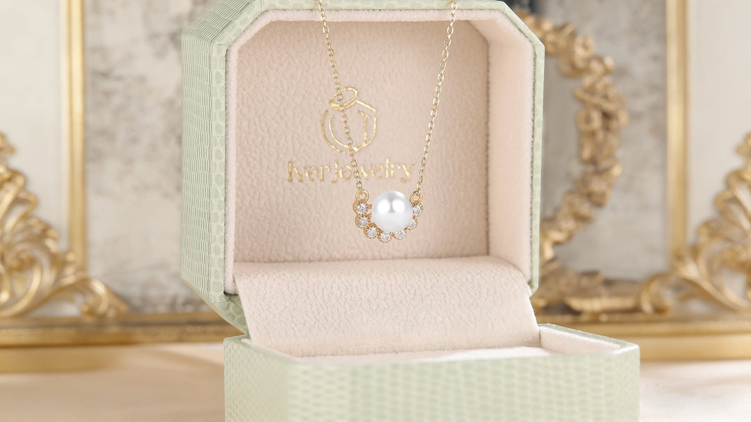 Pearl Necklace Meaning, Types, Value, and Buying Guide