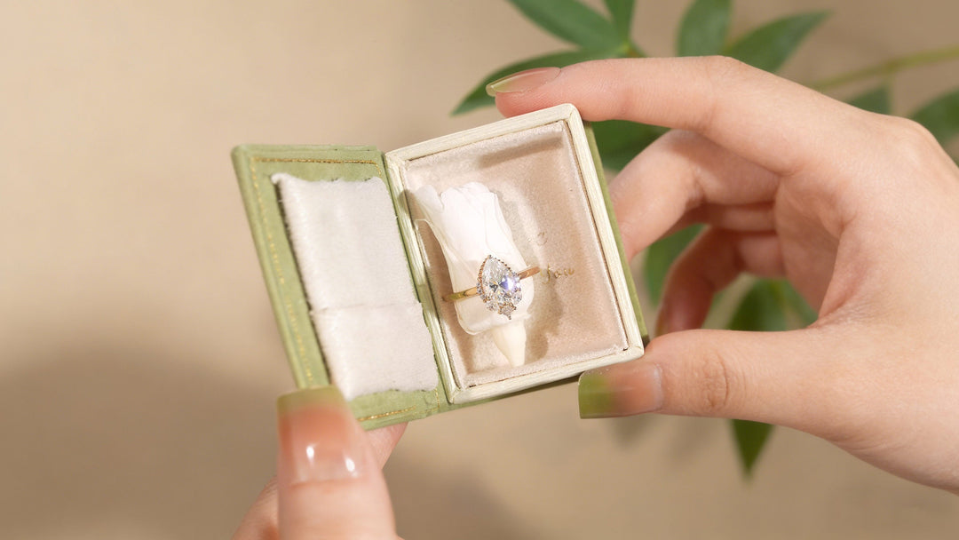 Cubic Zirconia vs Diamond