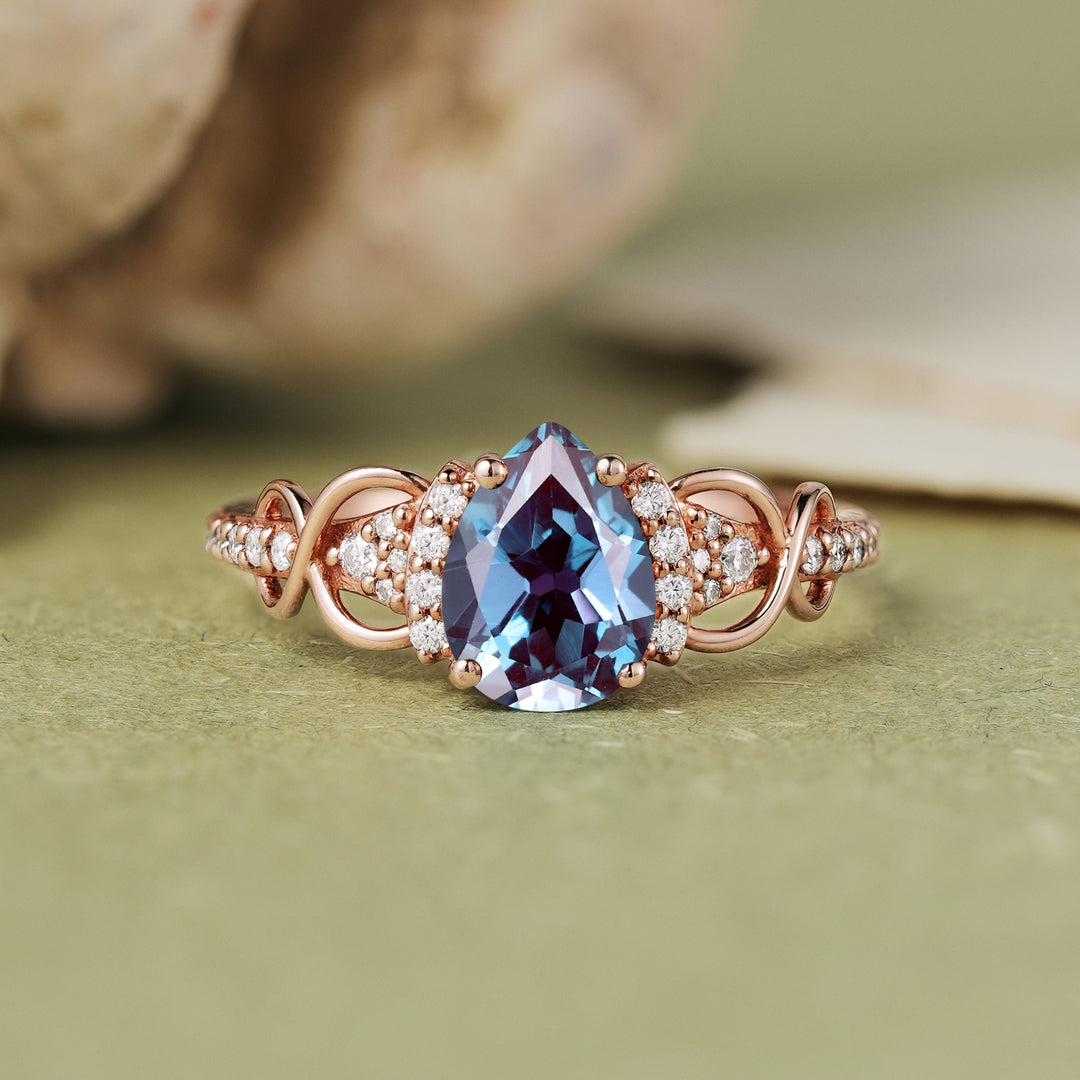 Why Choose an Alexandrite Engagement Ring?