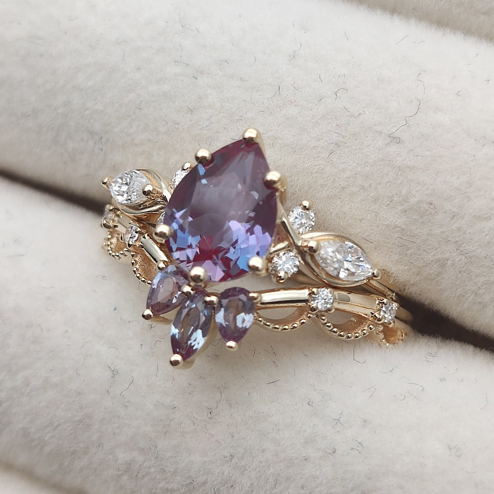 Cluster Pear Cut Alexandrite Gemstone Ring