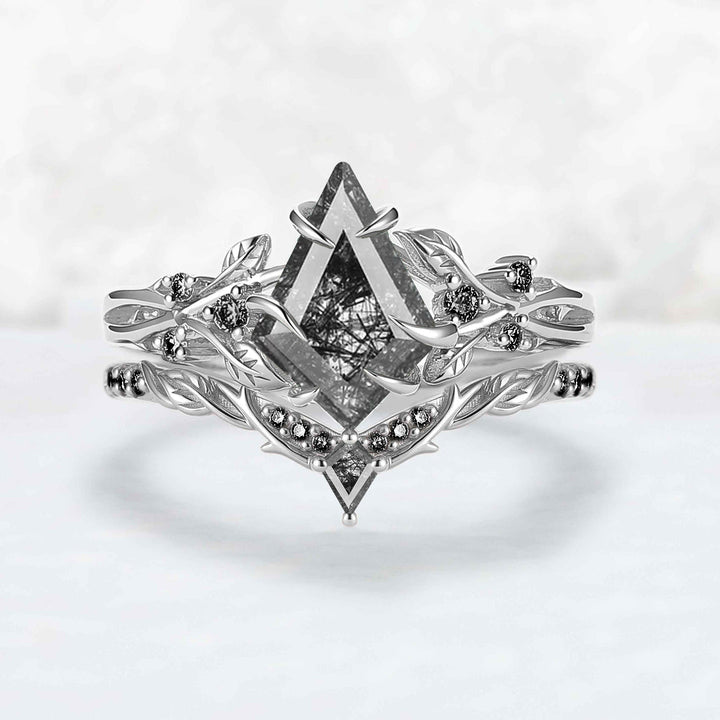Custom-made ring set for Nicole Wood