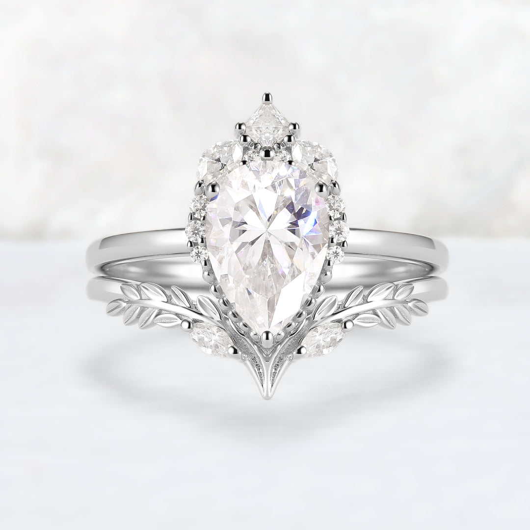 Charlotte Pear Cut Moissanite Gemstone Ring Set 2pcs