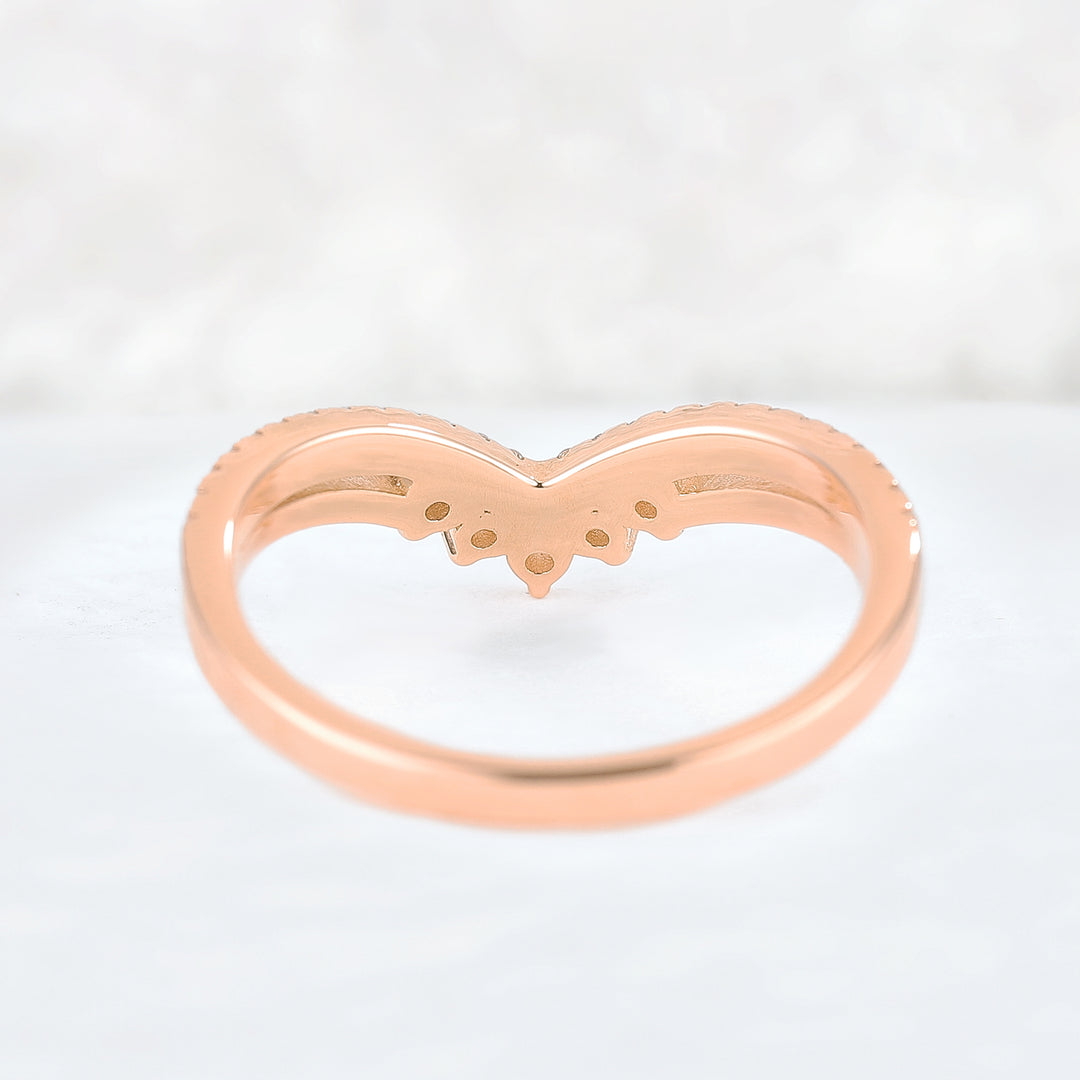 Chevron Round Cut Moissanite Beaded Edge Stacking Ring