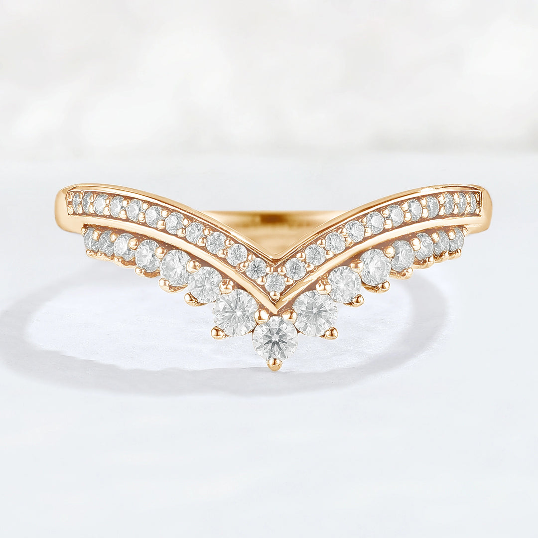 Chevron Round Cut Moissanite Stacking Stacking Ring