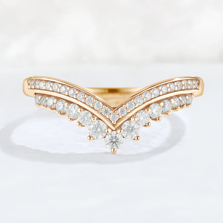 Chevron Round Cut Moissanite Stacking Stacking Ring