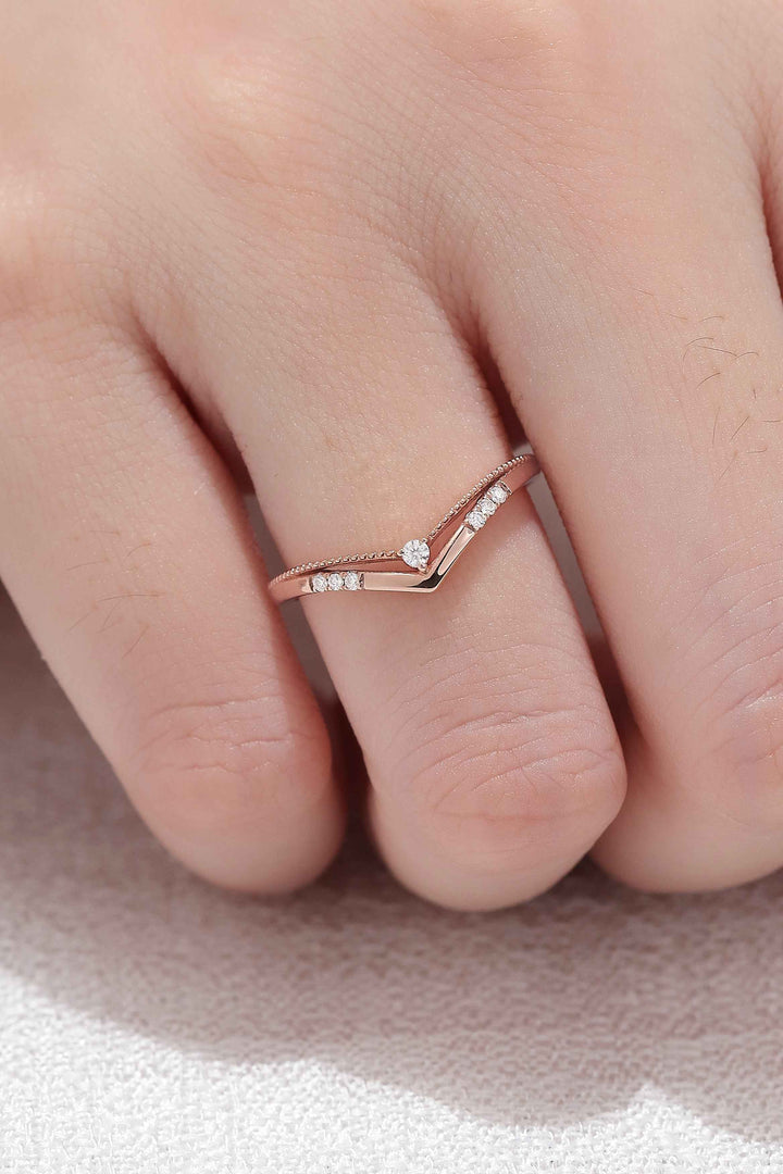 Chevron Round Moissanite 14k Rose Gold Wedding Band Beaded Edge