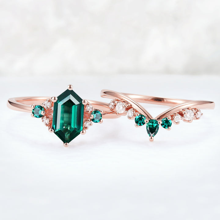 Cluster Hexagon Cut Emerald Seven Stone Ring Set 2pcs