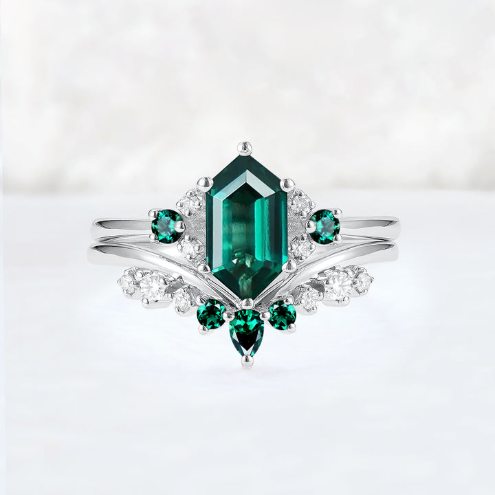 Cluster Hexagon Cut Emerald Seven Stone Ring Set 2pcs