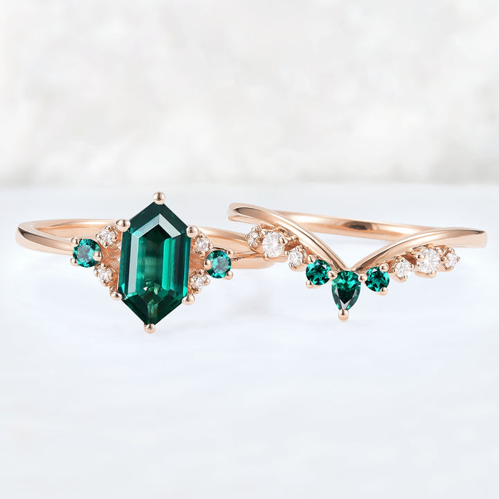 Cluster Hexagon Cut Emerald Seven Stone Ring Set 2pcs