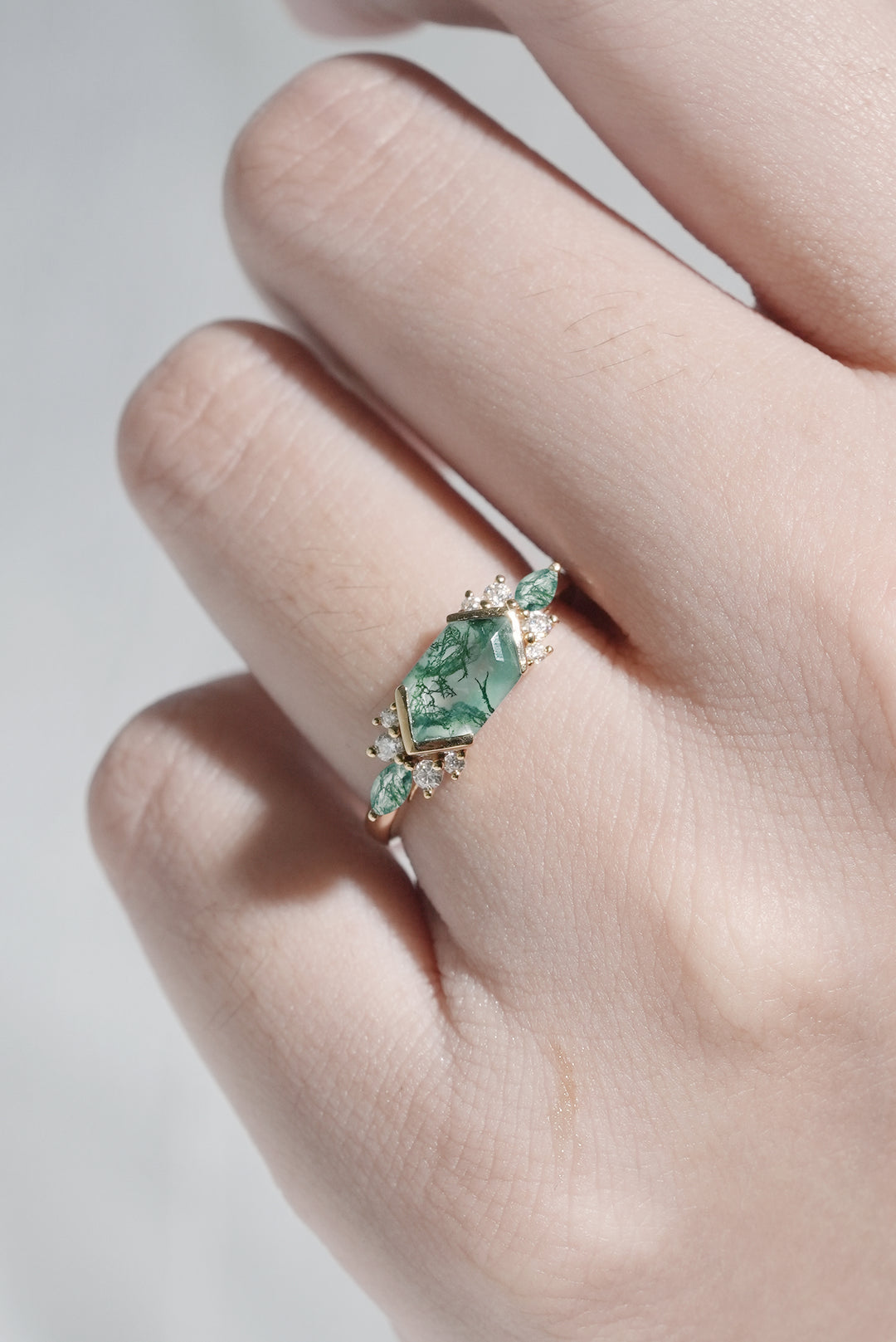 Cluster_Hexagon_Cut_Moss_Agate_Bezel_14K_Yellow_Gold_Engagement_Ring_6