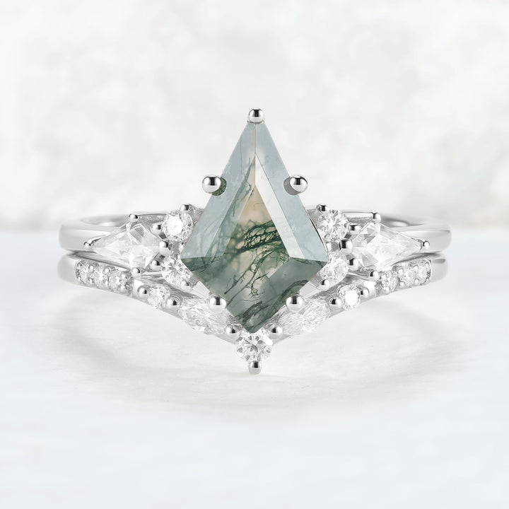 Cluster_Kite_Cut_Moss_Agate_Gemstone_Ring_Set_3