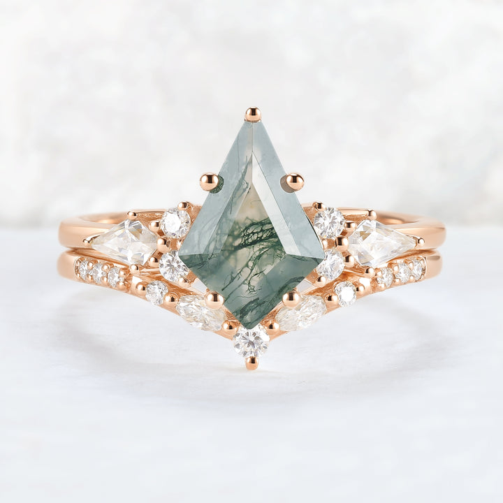 Cluster_Kite_Cut_Moss_Agate_Gemstone_Ring_Set_3