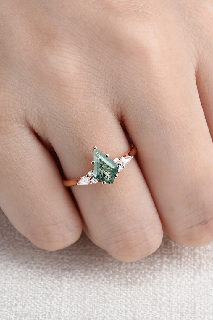 Cluster Kite Cut Moss Agate with Coffin-Shaped Moissanite Gemstone Ring