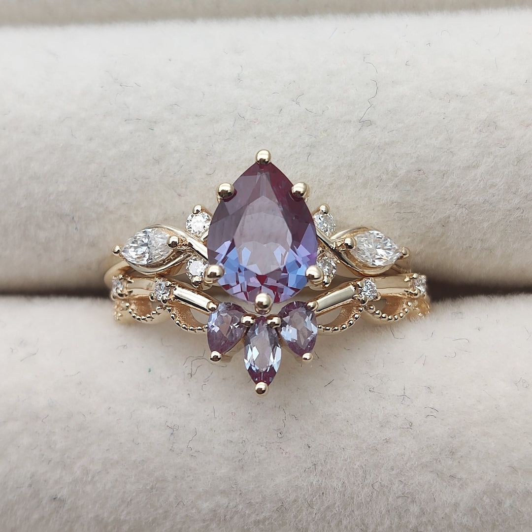 Cluster Pear Cut Alexandrite Gemstone Ring
