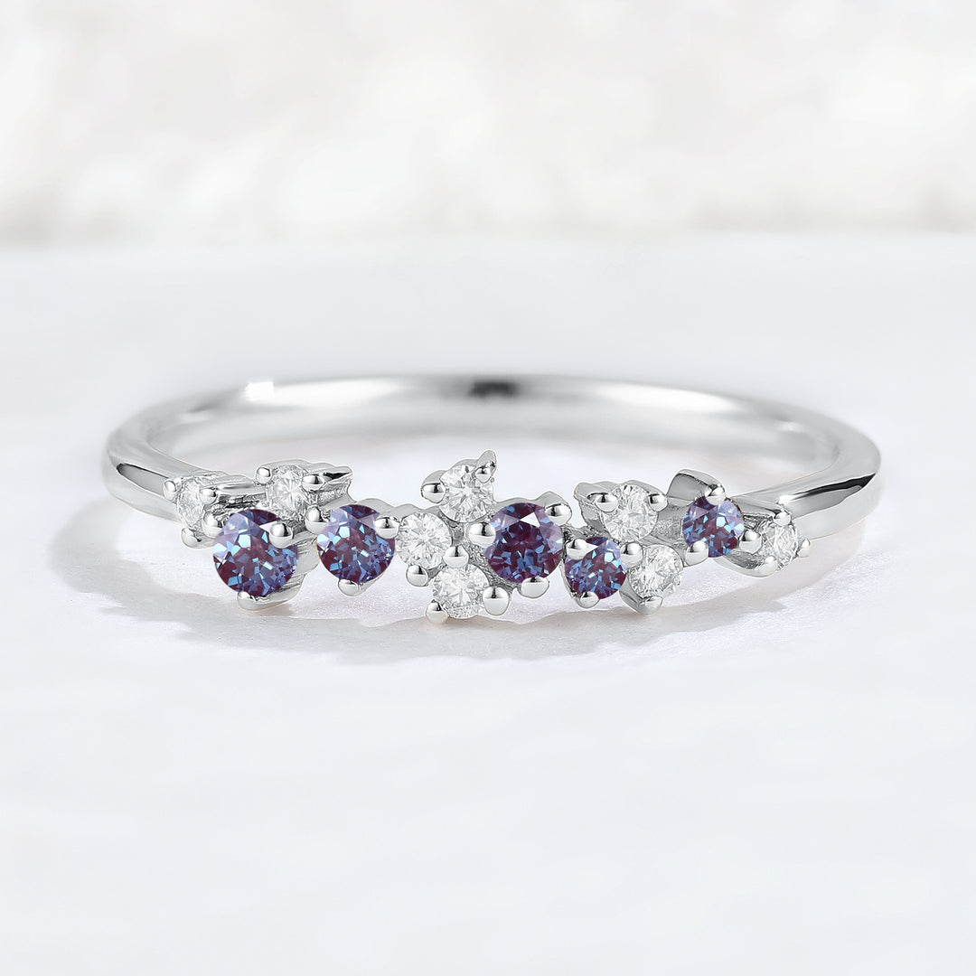 Cluster Round Cut Blue Green Sapphire Gemstone Ring