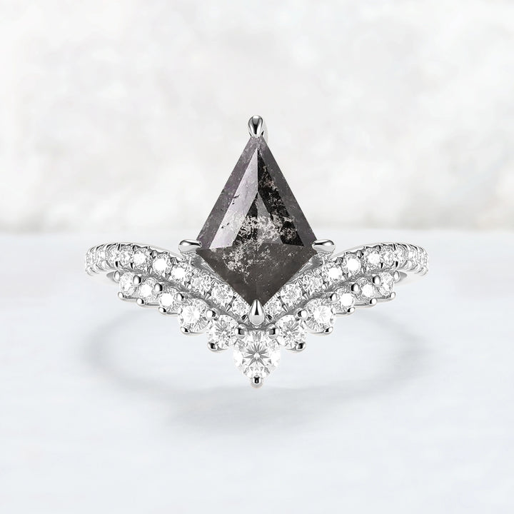 Crown Kite Cut Salt and Pepper Crystals Gemstone Ring