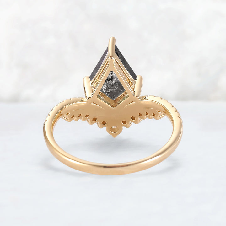Crown Kite Cut Salt and Pepper Crystals Gemstone Ring