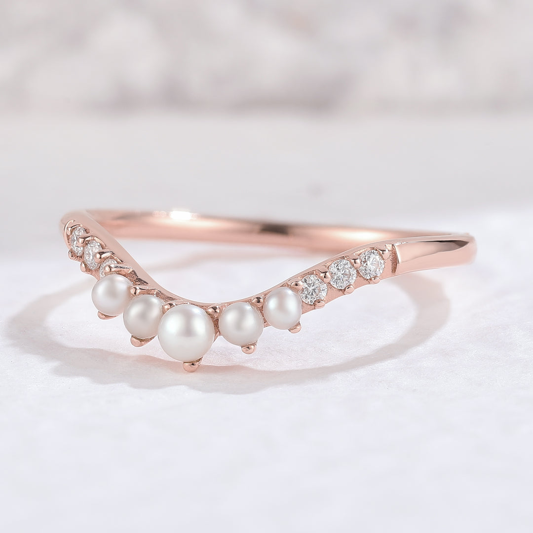 Curved Round Pearl Rose Gold Wedding Band