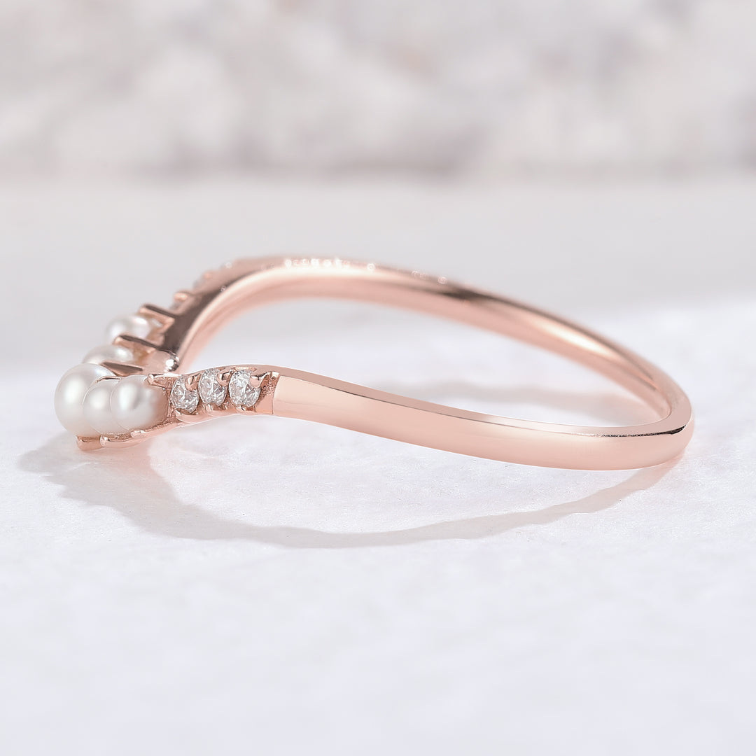 Curved Round Pearl Rose Gold Wedding Band