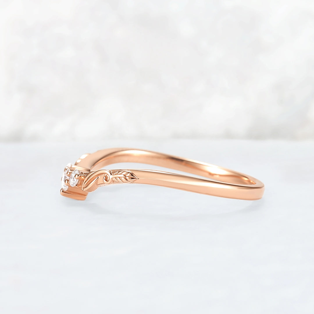 Curved Leafy Round Cut Moissanite Three Stones Wedding Band