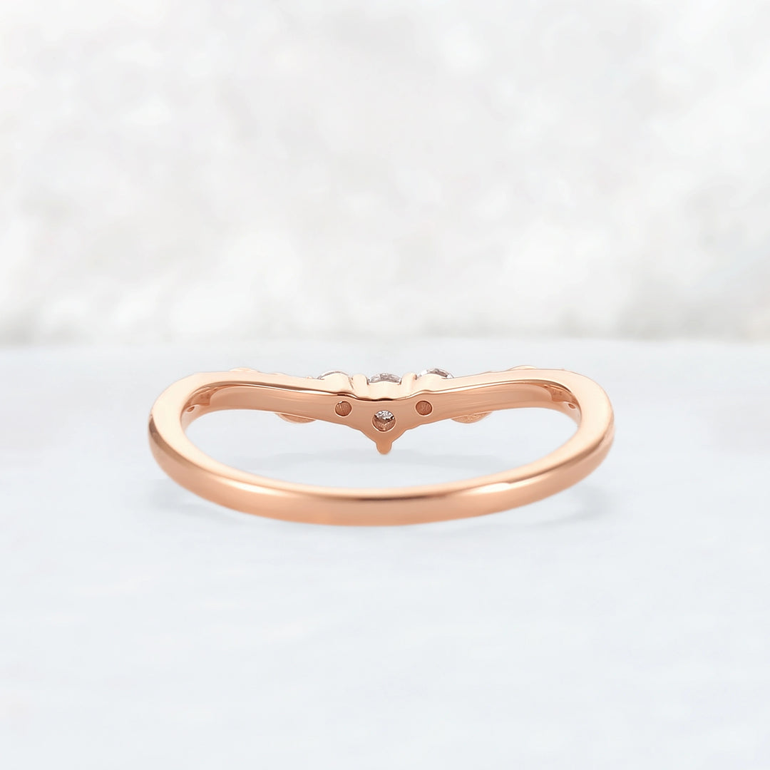 Curved Leafy Round Cut Moissanite Three Stones Wedding Band