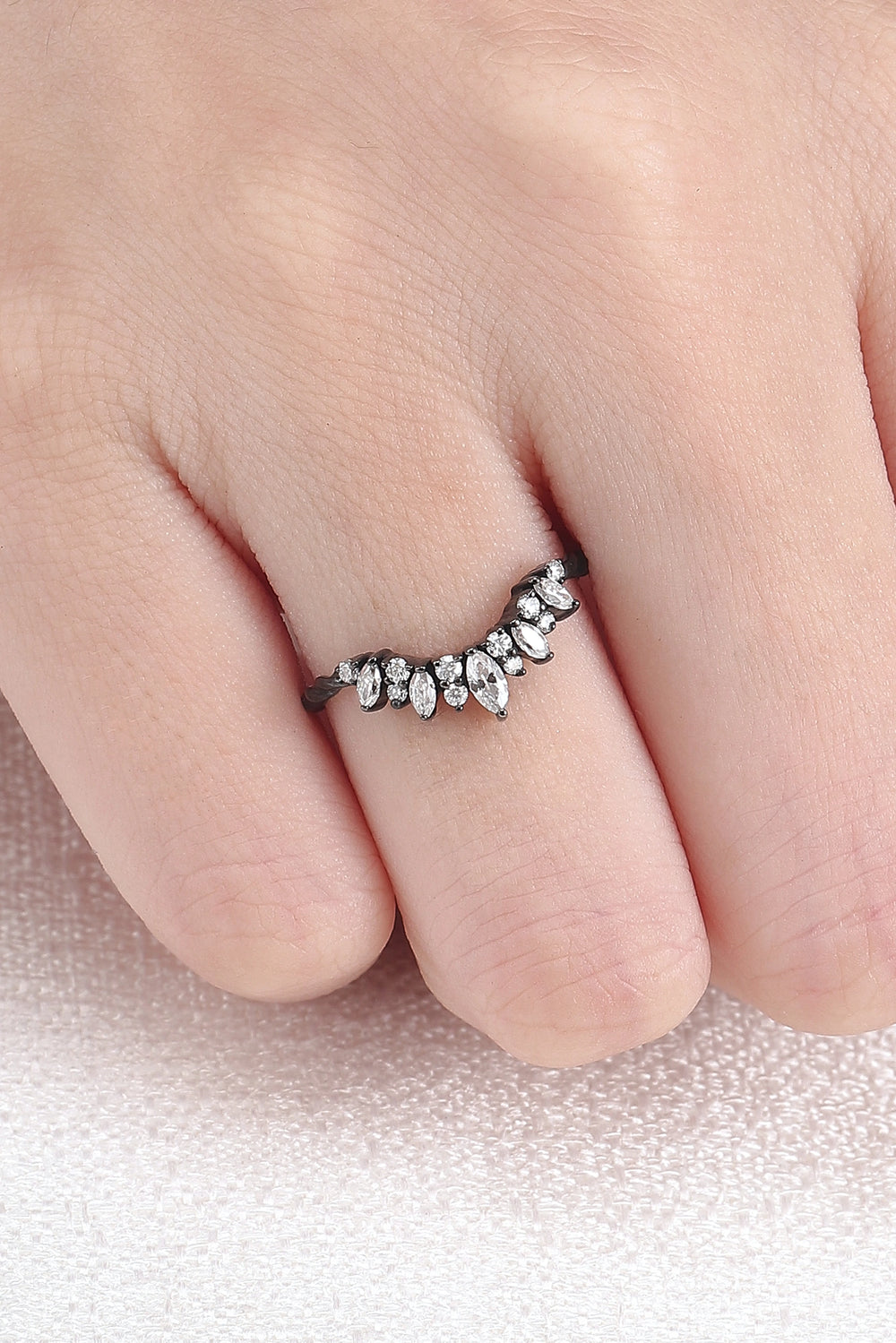 Curved_Marquise_Cut_MoissaniteTwig_Ring_Arm_Wedding_Ring_5