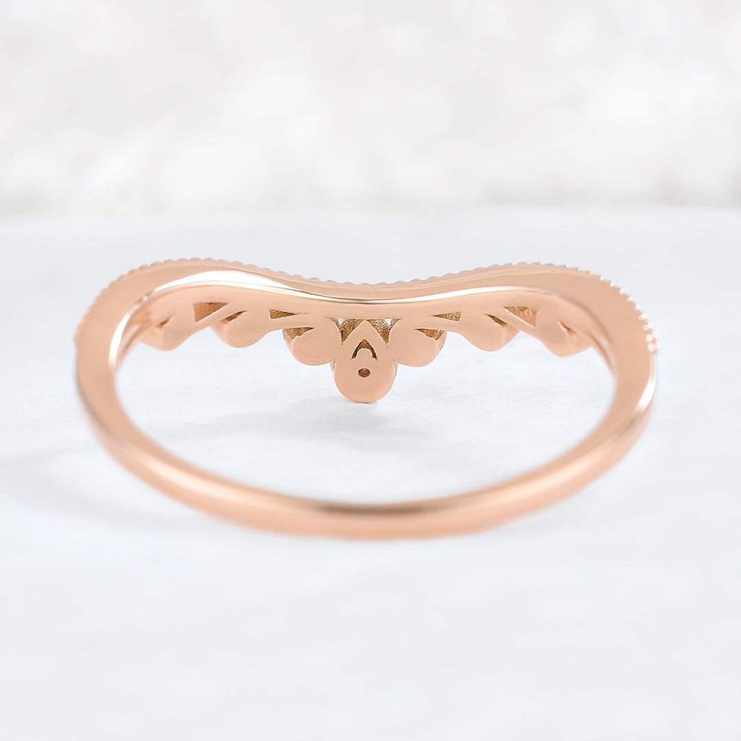 Curved Round Moissanite Vine Stacking Ring