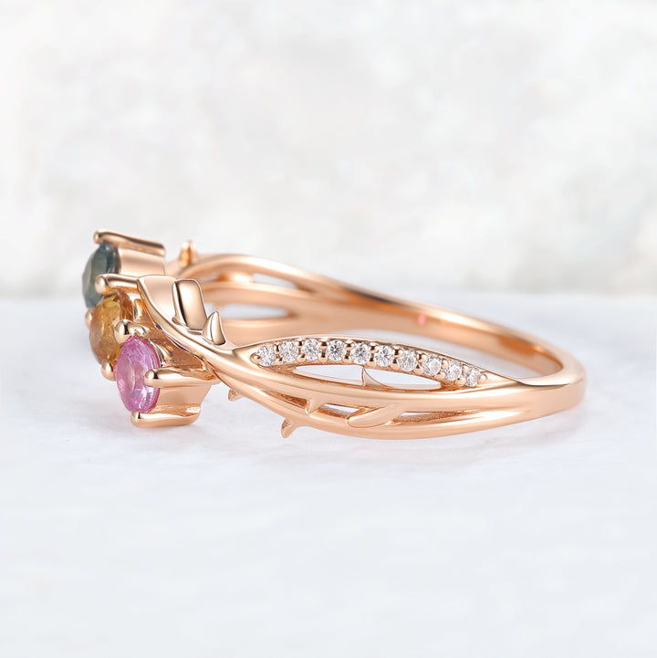 Custom Three-Stone Family Ring for Women – Personalized with Birthstones