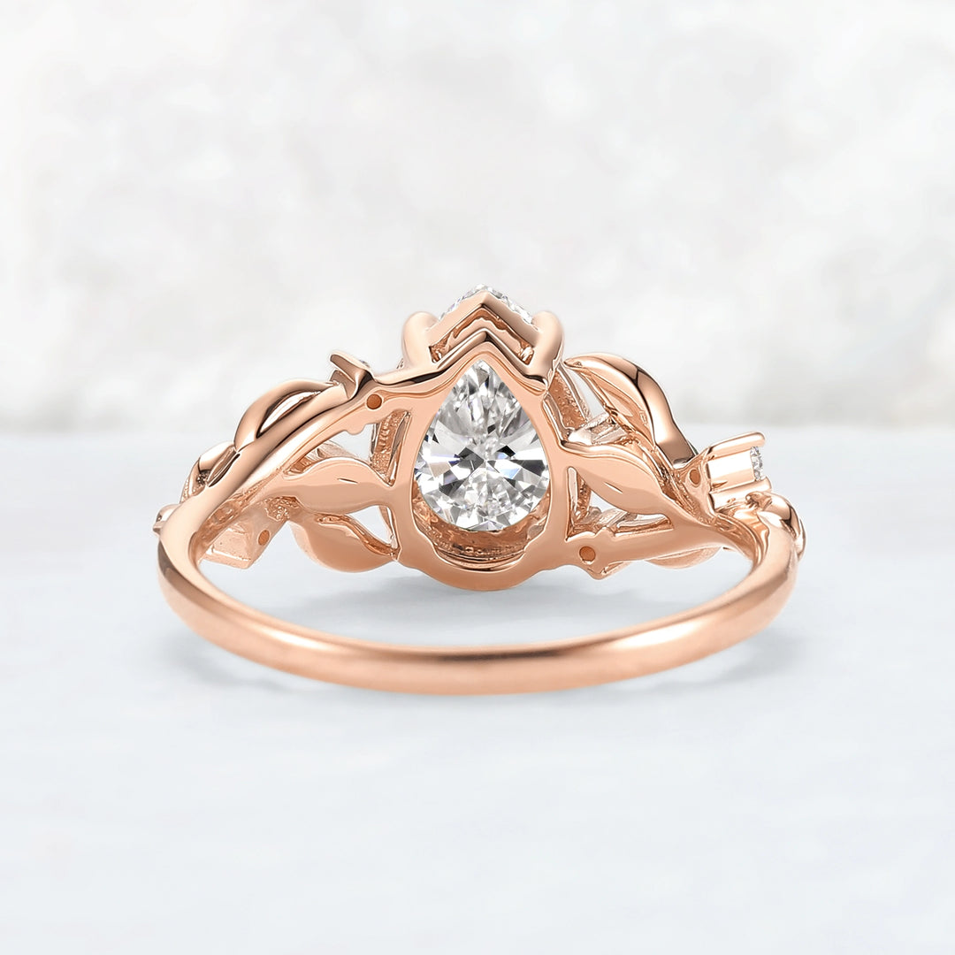 Everleaf with 1.3ct Pear Cut Certified Lab Diamond Ring in 14K Rose Gold