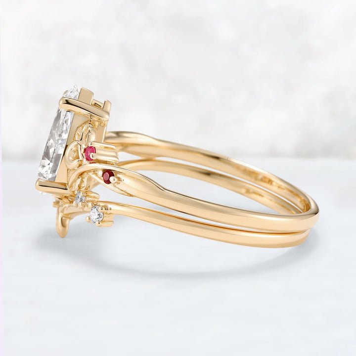 Everleaf with 1.6ct Pear Cut Certified Lab-grown Diamond Ring in 14K Yellow Gold