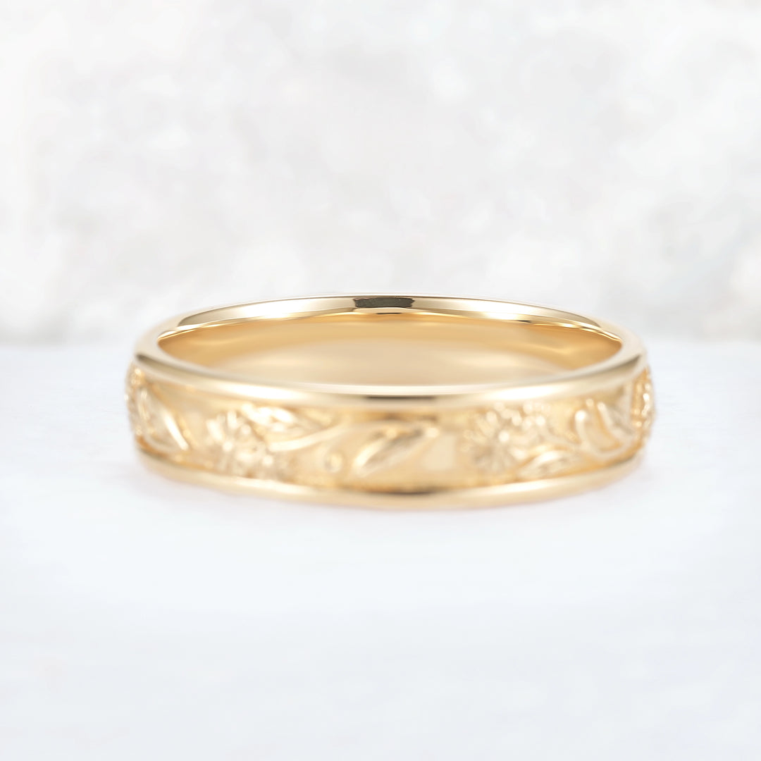 Mens 10K Yellow Gold Wedding Band with Hand-Engraved Flowers