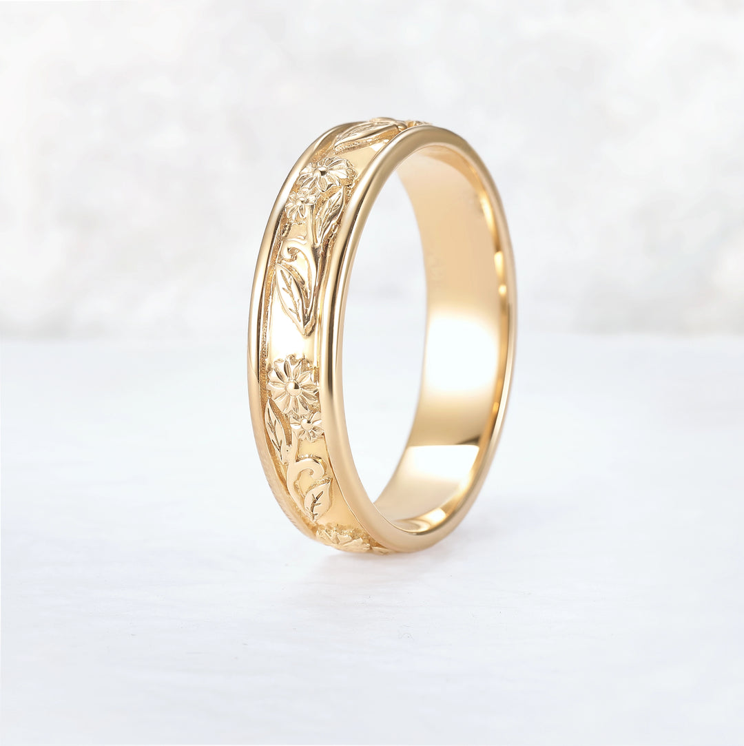 Mens 10K Yellow Gold Wedding Band with Hand-Engraved Flowers