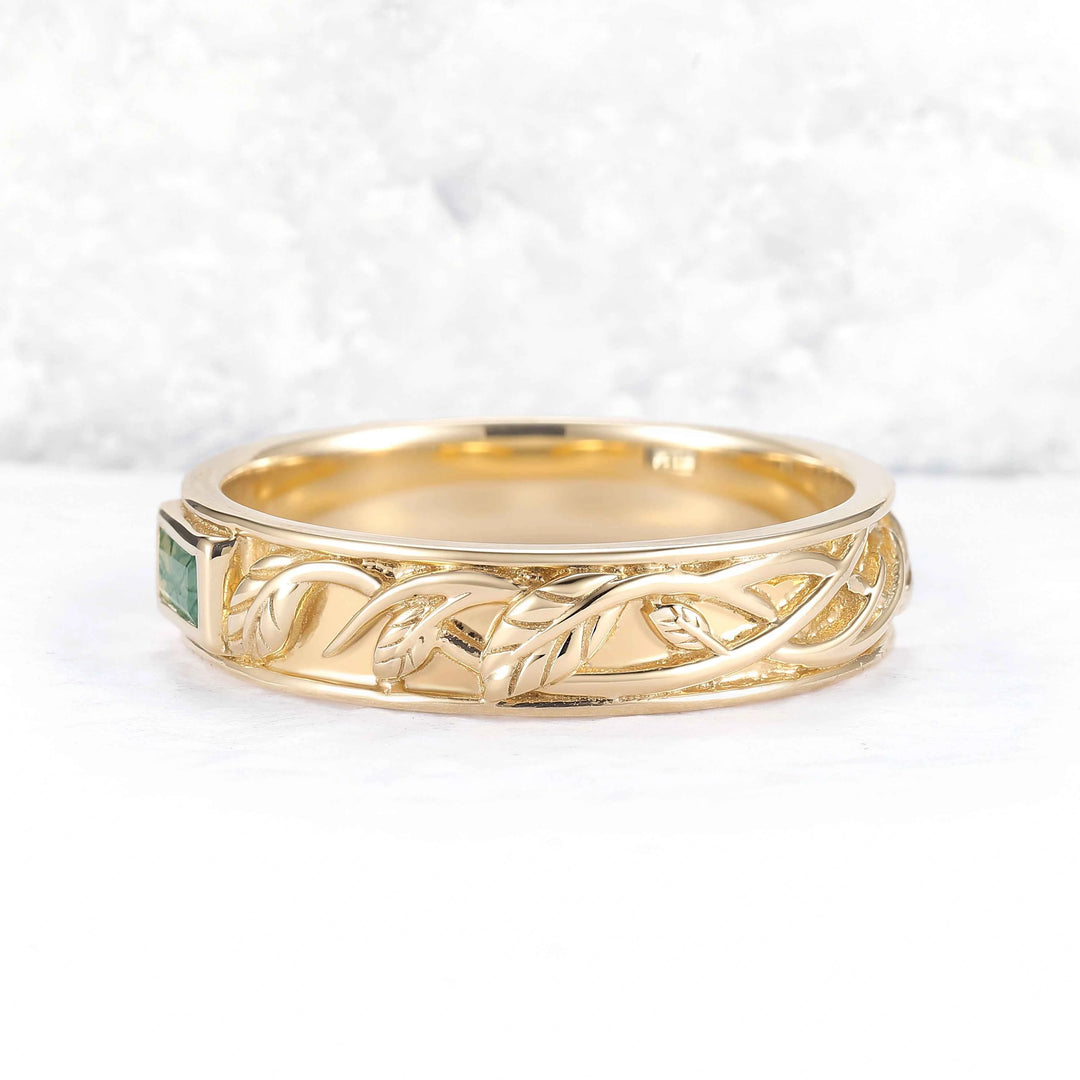 Mens 10K Yellow Gold Wedding Band with Hand-Engraved Flowers