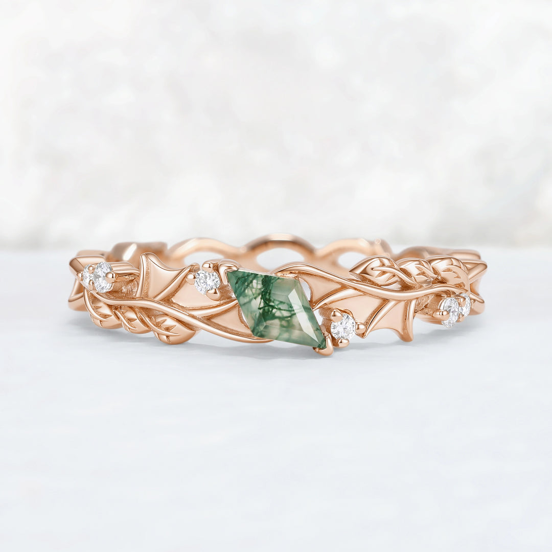 Mens Moonshadow Batwing Kite Cut Moss Agate Stone Wedding Band
