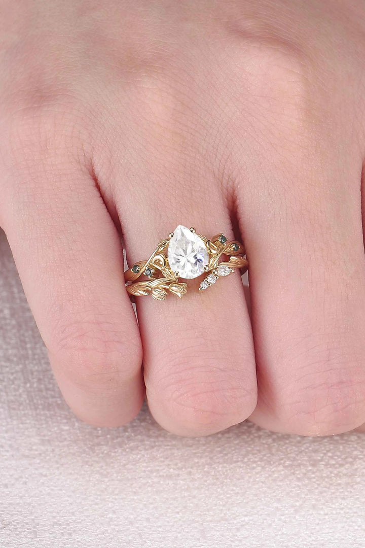 Nature-Inspired Moon & Bud Design Moissanite with Moss agate Engagement Ring Set - 2pcs