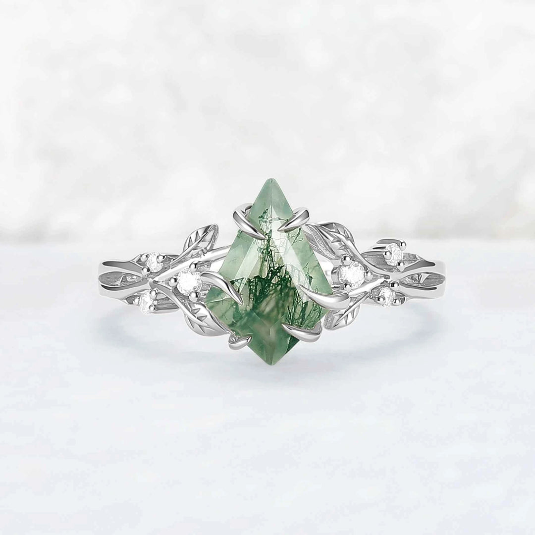 Nature-Inspired Kite-Cut Moss Agate Ring with Vine Band and Leaf Claw Design