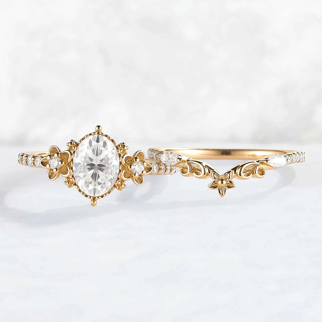 Nature Inspired Oval Shaped Moissanite Flora Ring 2pcs