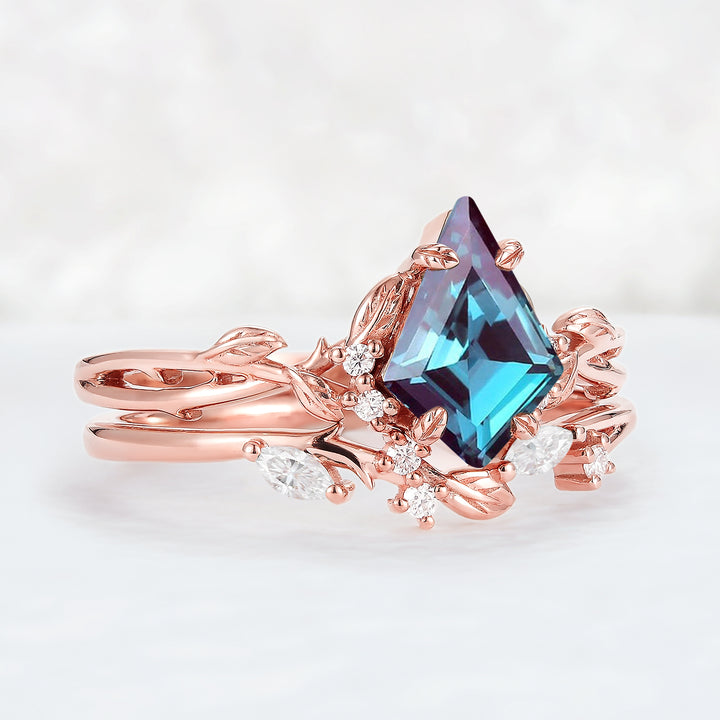 Nature Inspired Kite Cut Alexandrite Leaf Ring Set 2pcs