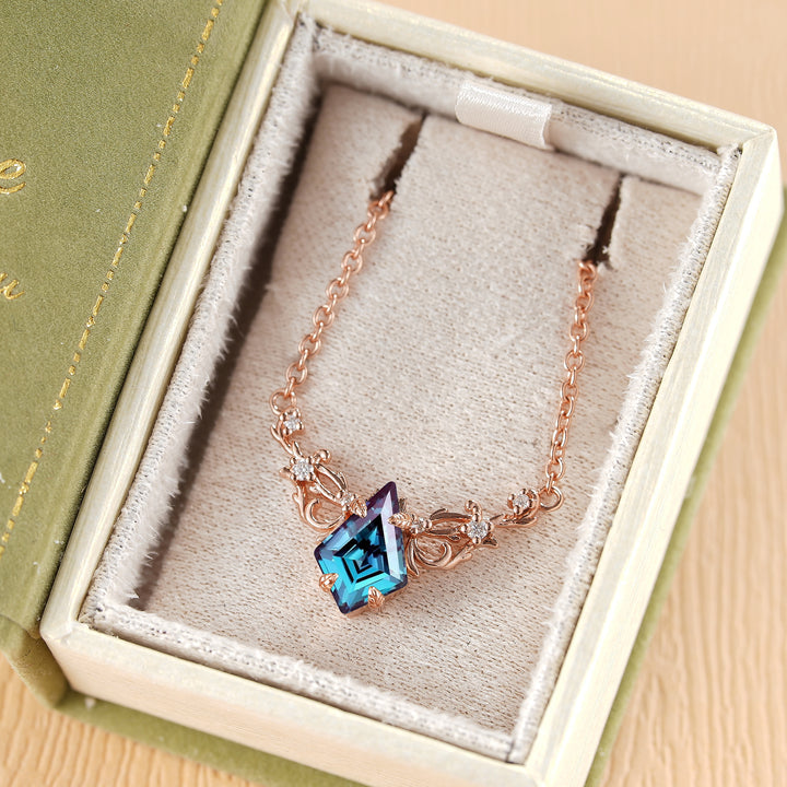 Nature Inspired Kite Cut Alexandrite Necklace