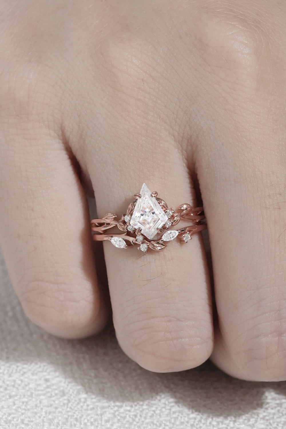 Nature Inspired Kite Cut Moissanite Leaf Engagement Ring Set 2pcs-1
