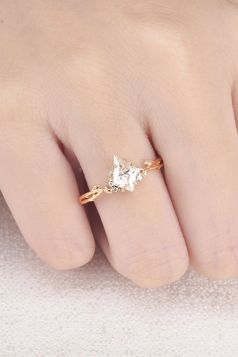 Nature Inspired Kite Cut Moissanite Leaf Gemstone Ring